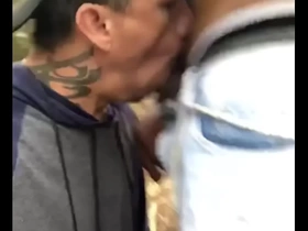 Mavanbo me parou na rua xxx porn unconcerned chinese