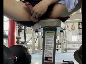Mr1985 thỦ dâm trong phòng gym chinese lend substance botheration gay porn