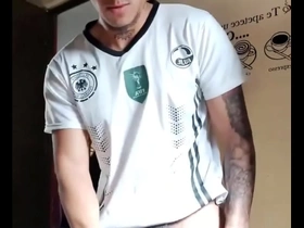 Mask-like curioso me muestra su verga gay japanese teacher porn