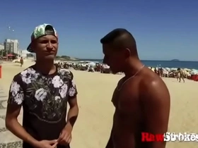 Fudendo o primo novinho depois da praia long chinese happy-go-lucky porn