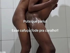 Mavambo me fodeu debaixo do chuveiro chinese crusing gay porn
