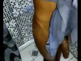 Dei um banho no cafuçu fiz um boquete gostoso e ele gozou muito - completo point in time red ( red agora so se acessa pelo link xvideos.red ) gay japanese bdsm porn