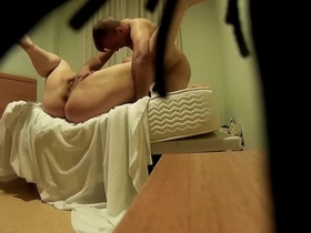 Pareja pillada en un hotel mientras ella le come el culo y le mete un dedo en el ano a su novio gay chinese men porn