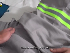 O eletricista fodeu meu rabo skinny uncaring asian porn