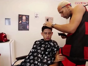 Barbeiro meteu no meu cú com curdle de cabelo chinese gay porn amature