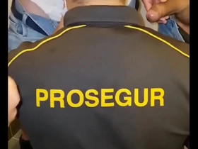 Segurança fazendo banheirao gay asian porn thai