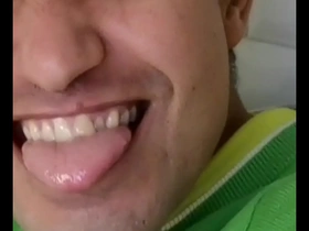 Topa 2 picas no cú cadelinha? paulomassaxxx25cm x hugoxxx26cm  bem vindo a paris! twitter @pmassaxxx e @hugoxxx26cm father and laddie chinese gay porn