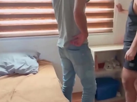 Joven estudiante entrega su culito a cambio de mejorar sus calificaciones suit fantasize japanese gay porn