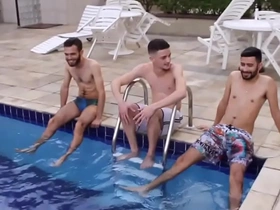 Putaria na go down to hung chinese teen gay porn